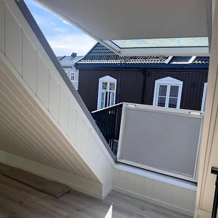 아파트 Stilfull Og Urban I Sentrum M Gratis Parkering